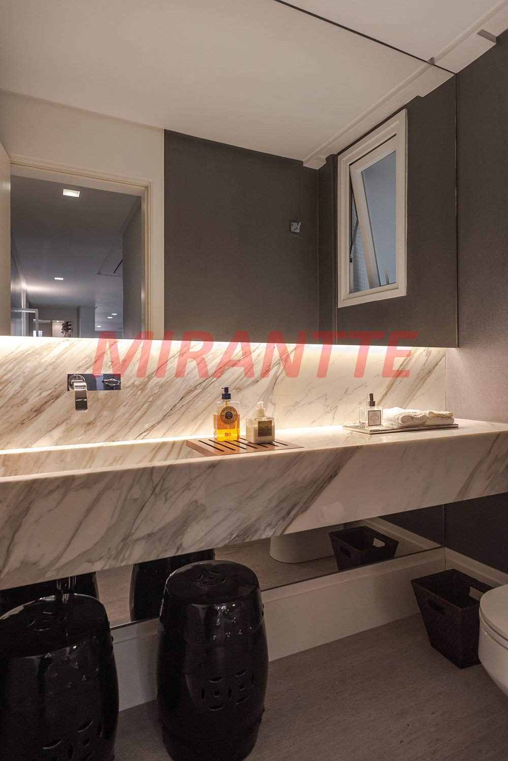 Apartamento de 341m² com 3 quartos em Jardim Paulista