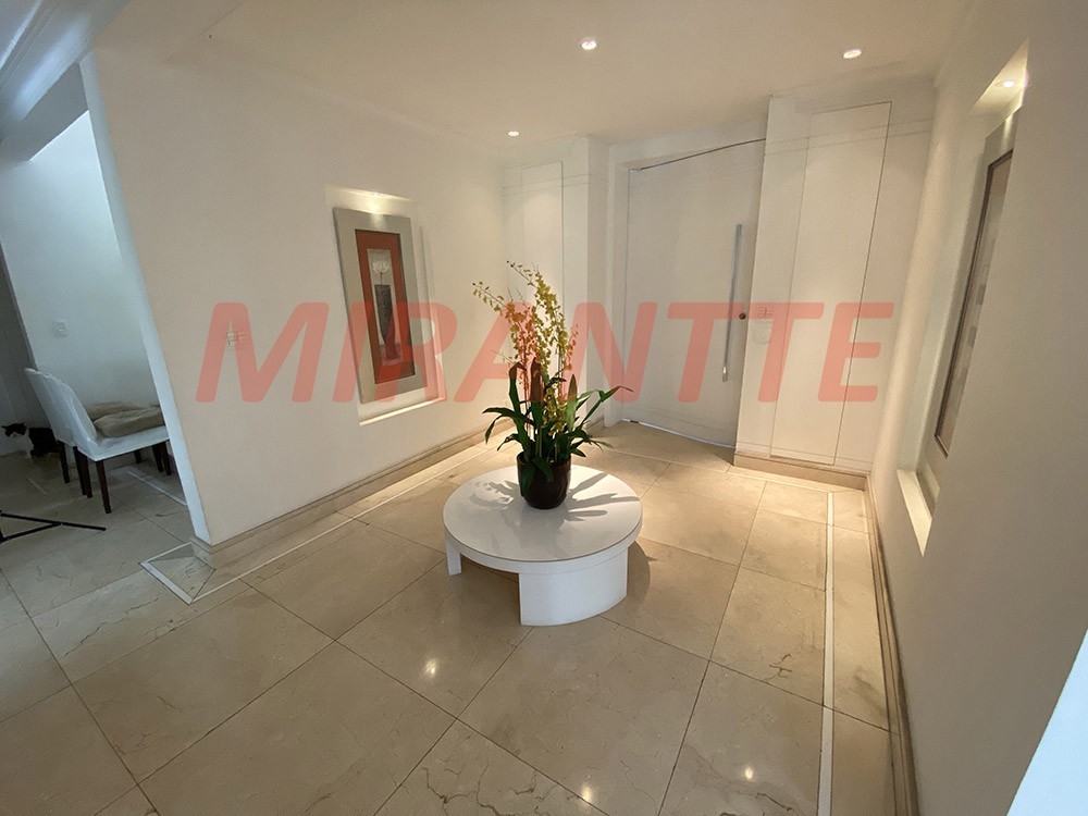 Sobrado de 650m² com 4 quartos em Jardim Itatinga