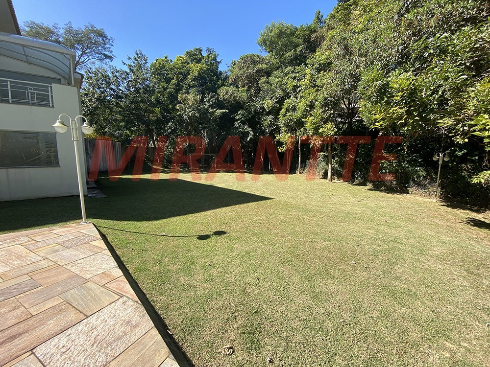 Sobrado de 650m² com 4 quartos em Jardim Itatinga