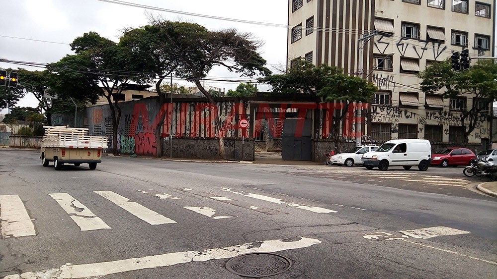 Galpao de 1900m² em Cambuci