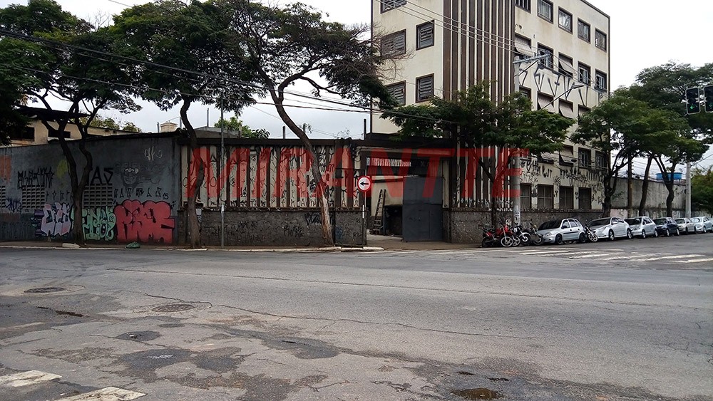 Galpao de 1900m² em Cambuci
