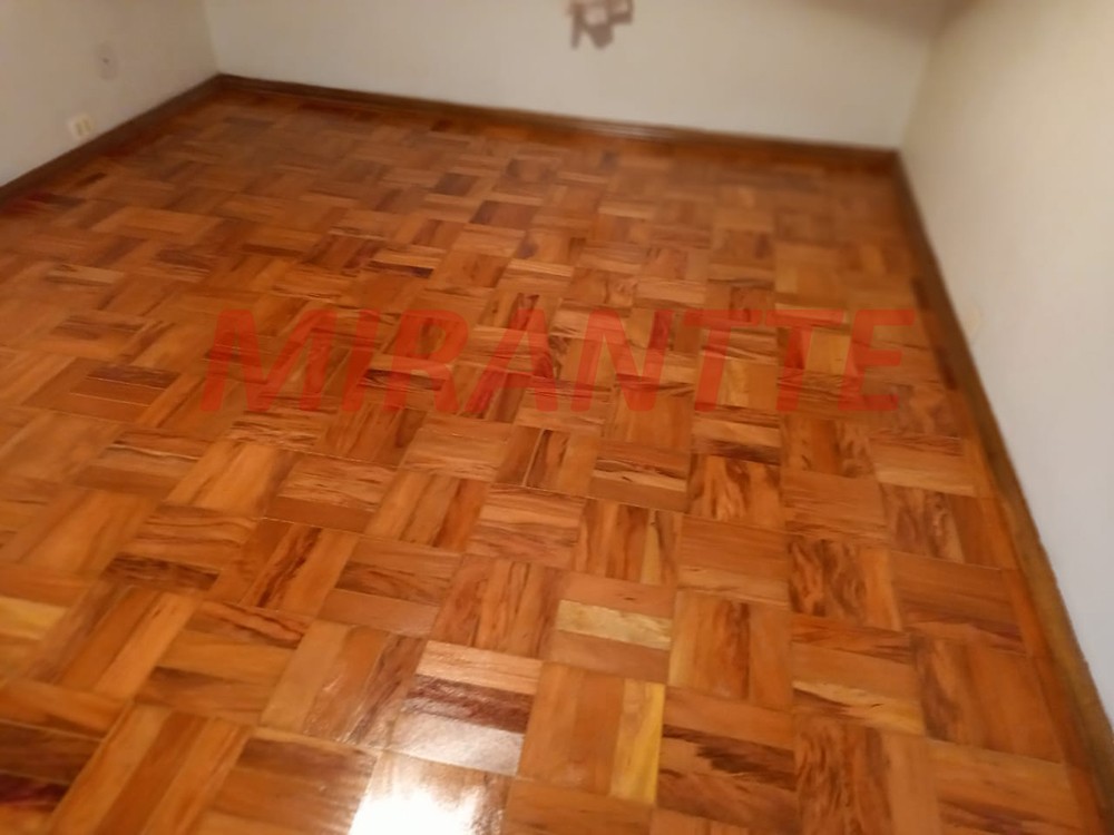 Apartamento de 71m² com 2 quartos em Limão