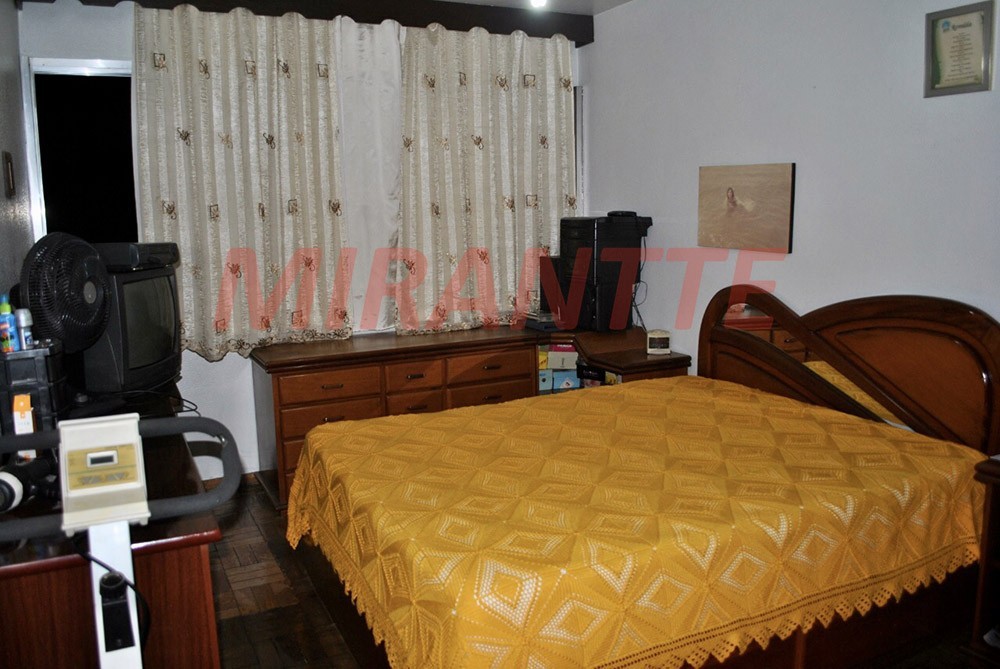 Apartamento de 71m² com 2 quartos em Limão