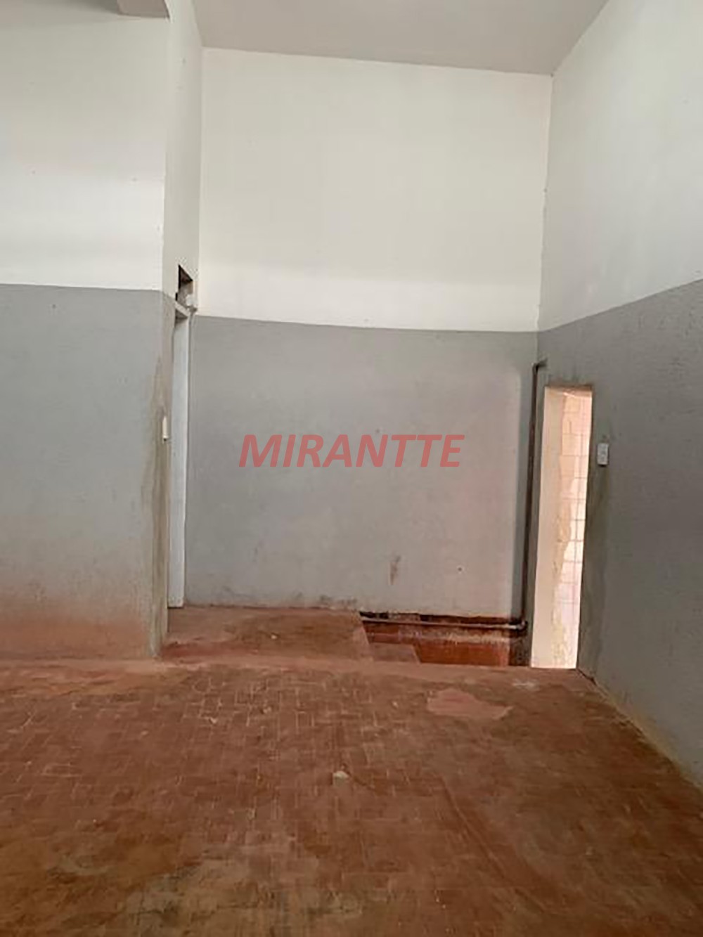 Comercial de 85m² em Vila Gustavo
