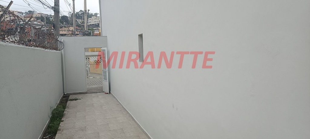 Sobrado de 87m² com 3 quartos em Jardim Peri