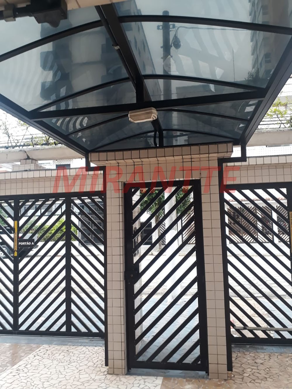 Apartamento de 96m² com 2 quartos em CENTRO