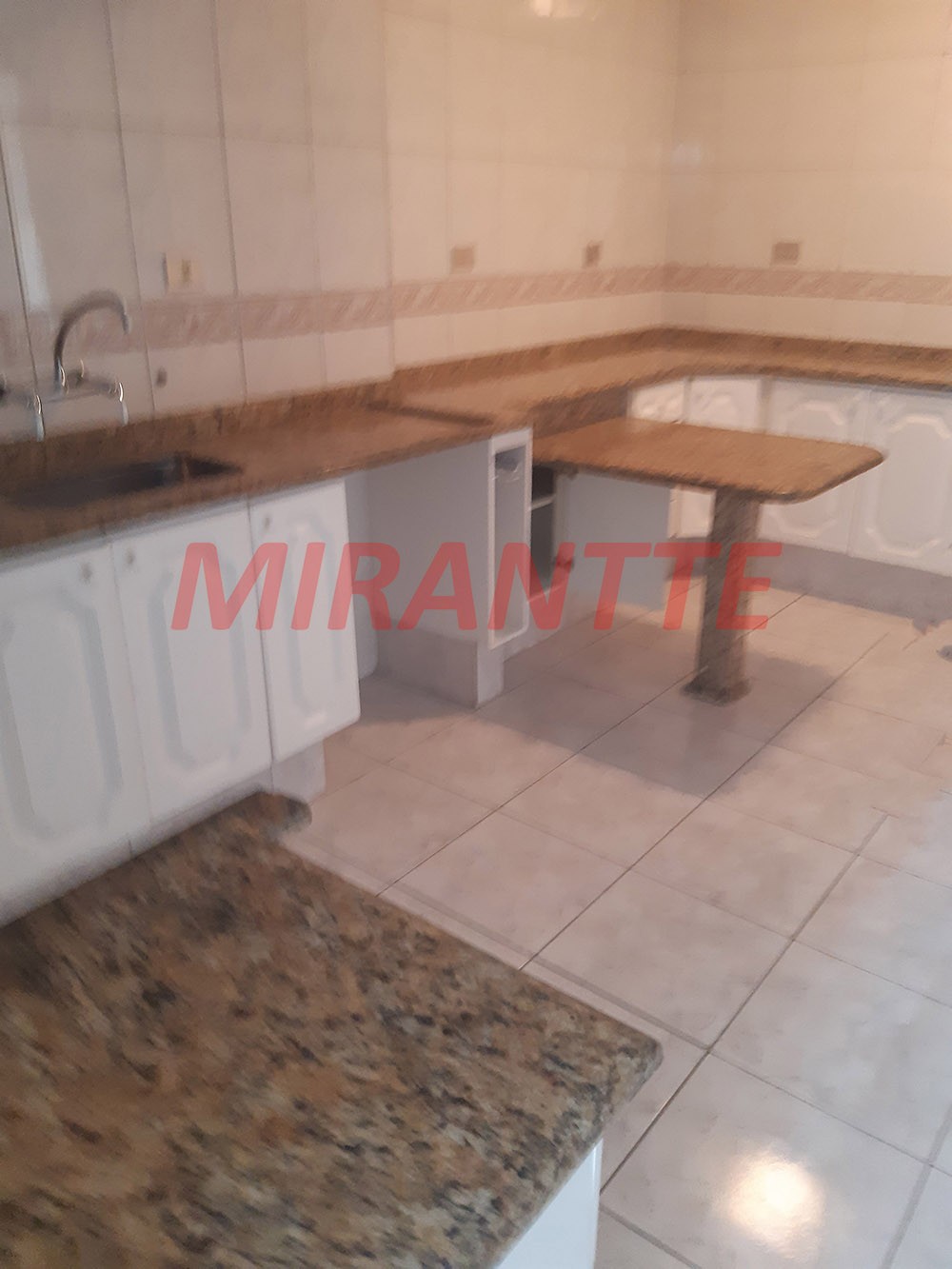 Apartamento de 168m² com 4 quartos em Centro