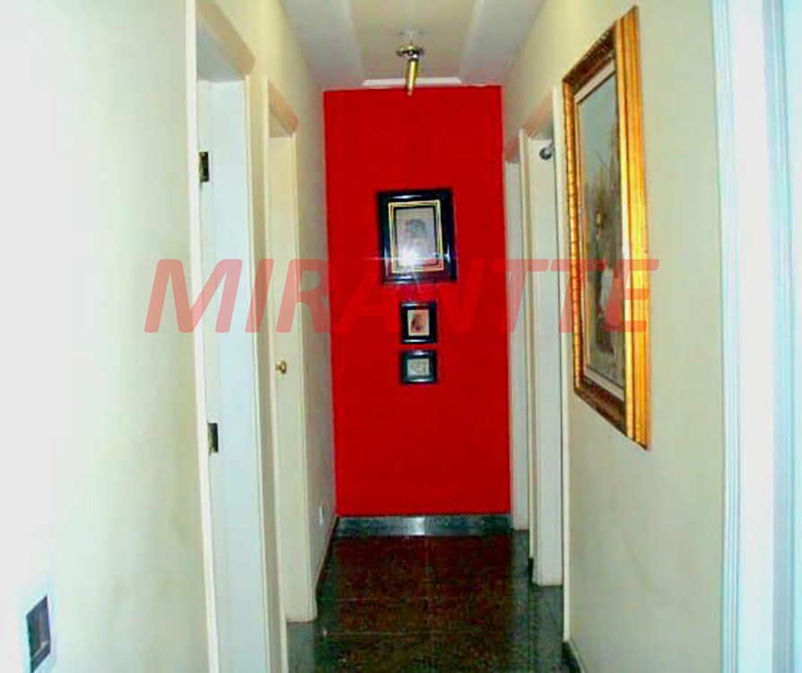 Sobrado de 200m² com 5 quartos em Cidade Maia