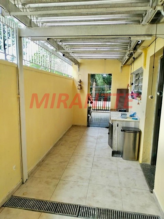 Sobrado de 200m² com 5 quartos em Cidade Maia