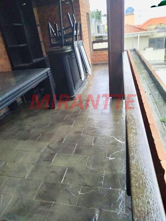 Sobrado de 200m² com 5 quartos em Cidade Maia