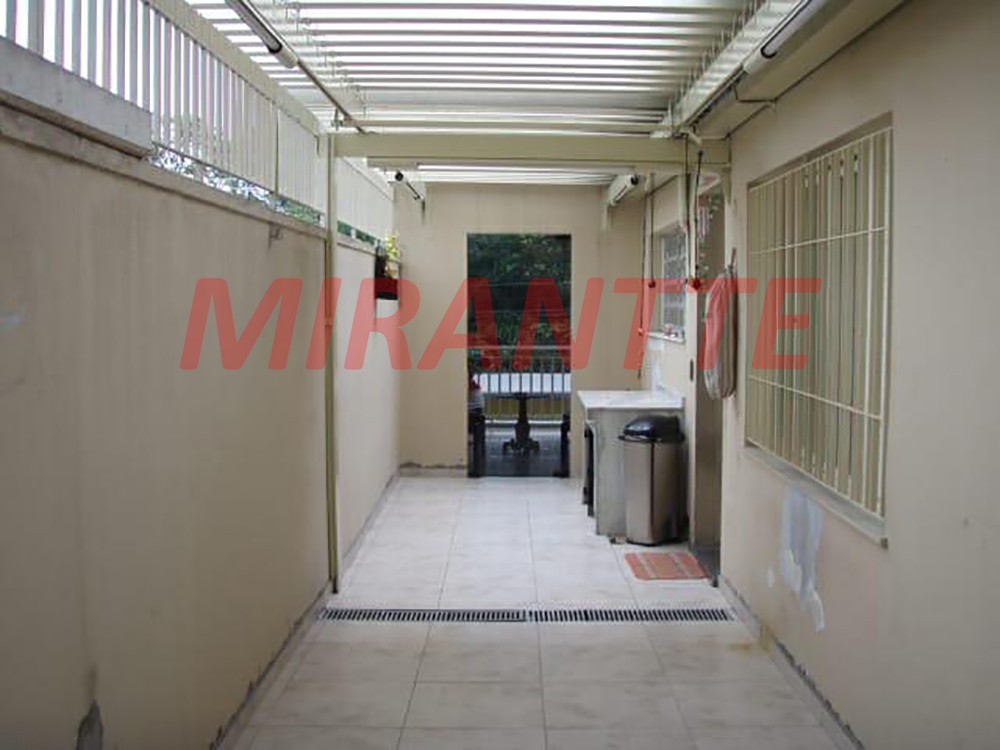 Sobrado de 200m² com 5 quartos em Cidade Maia