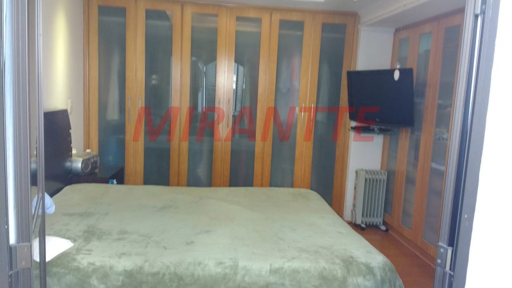 Apartamento de 425m² com 3 quartos em Água Fria