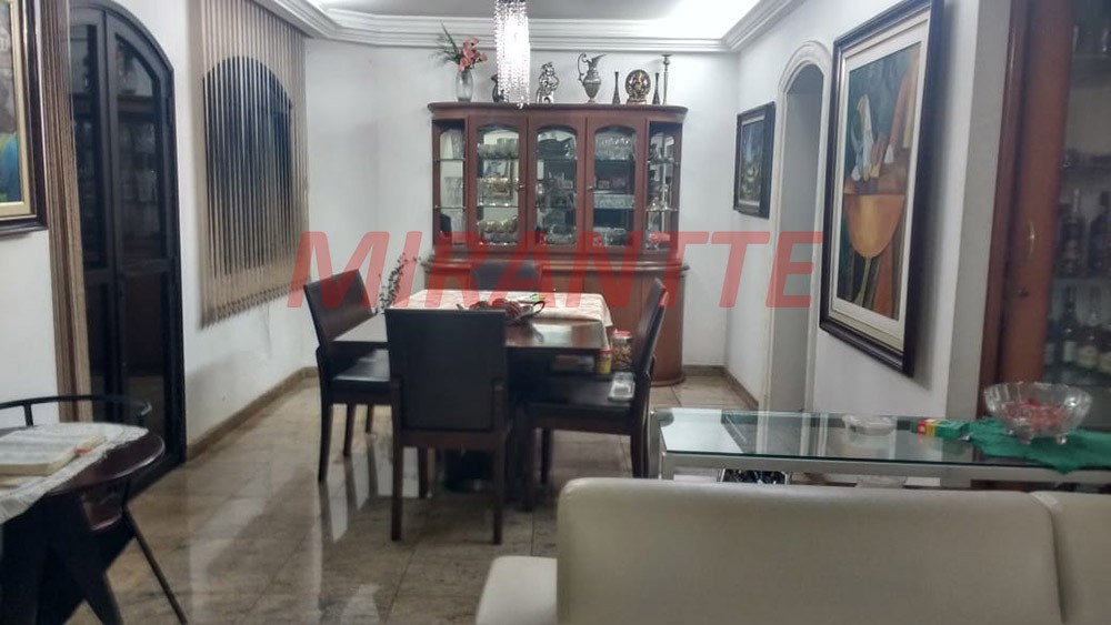 Apartamento de 425m² com 3 quartos em Água Fria