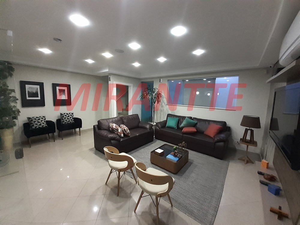 Comercial de 349m² em Santana