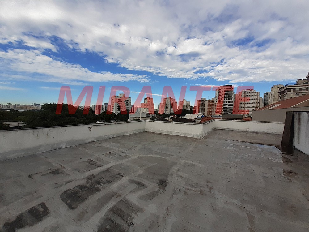 Comercial de 349m² em Santana