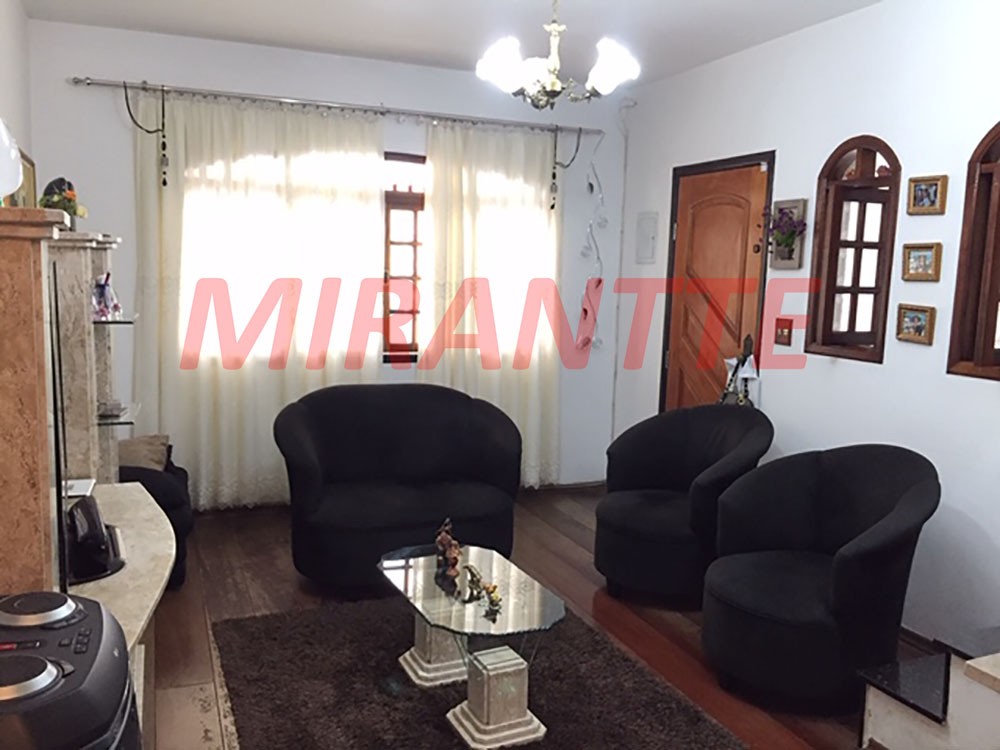 Sobrado de 350m² com 4 quartos em Ponte Grande