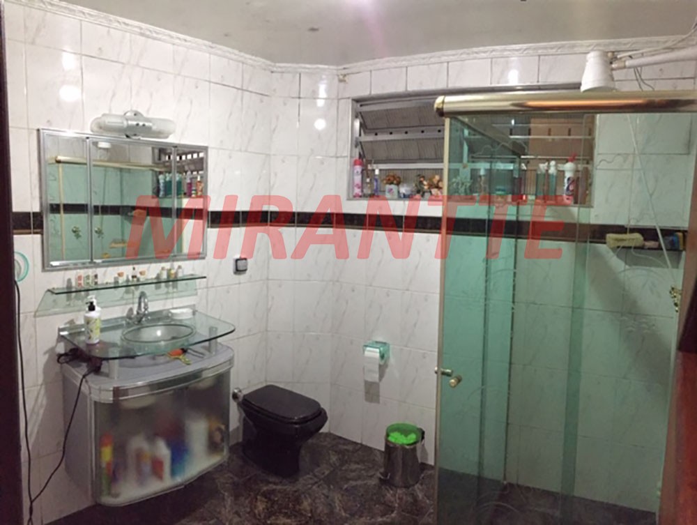 Sobrado de 350m² com 4 quartos em Ponte Grande