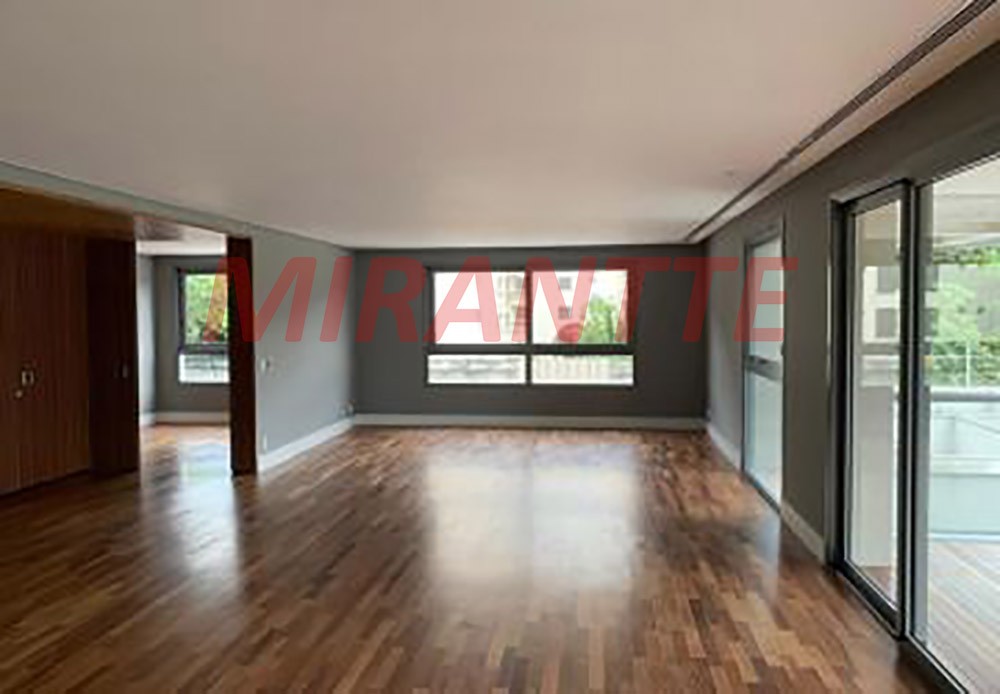 Apartamento de 278m² com 4 quartos em Jardim Paulista