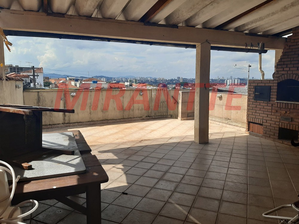 Sobrado de 326m² com 3 quartos em Vila Gustavo