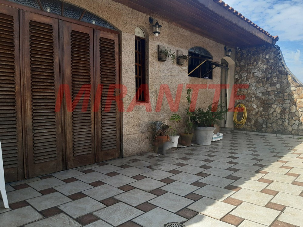 Sobrado de 326m² com 3 quartos em Vila Gustavo