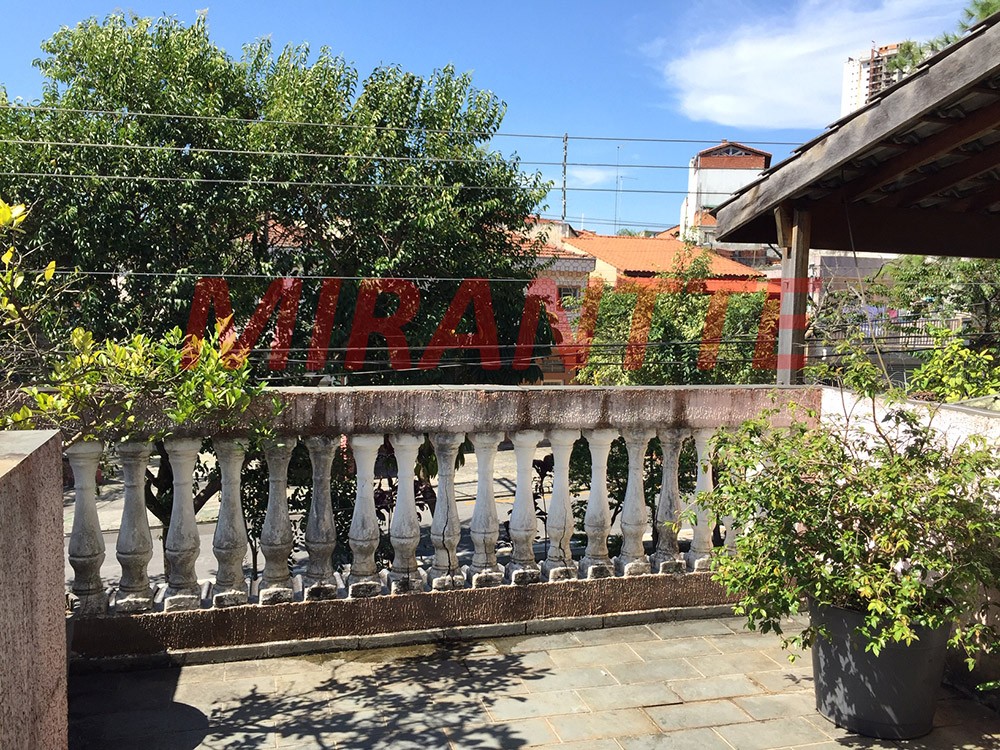 Sobrado de 300m² com 3 quartos em Jardim Vila Galvão