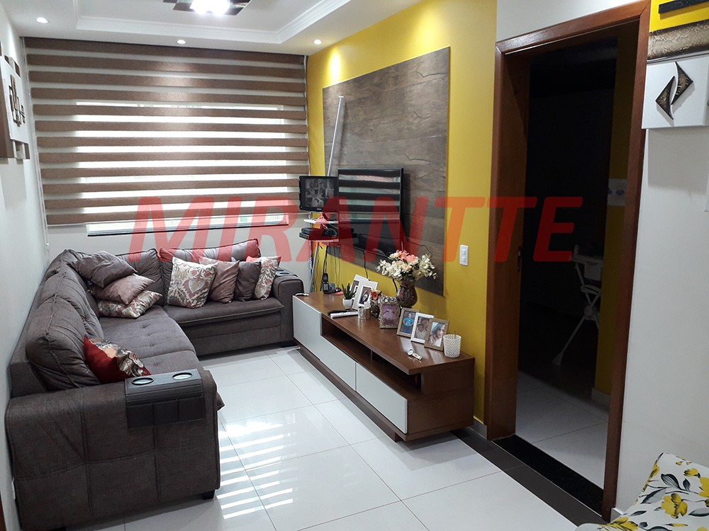 Sobrado de 400m² com 4 quartos em Jardim Guapíra