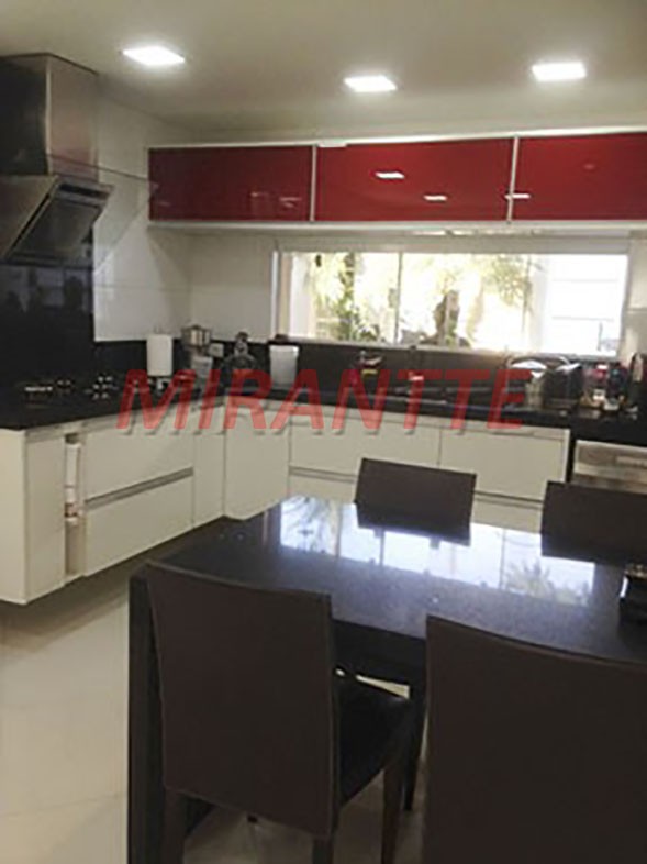 Sobrado de 260m² com 3 quartos em Jardim França