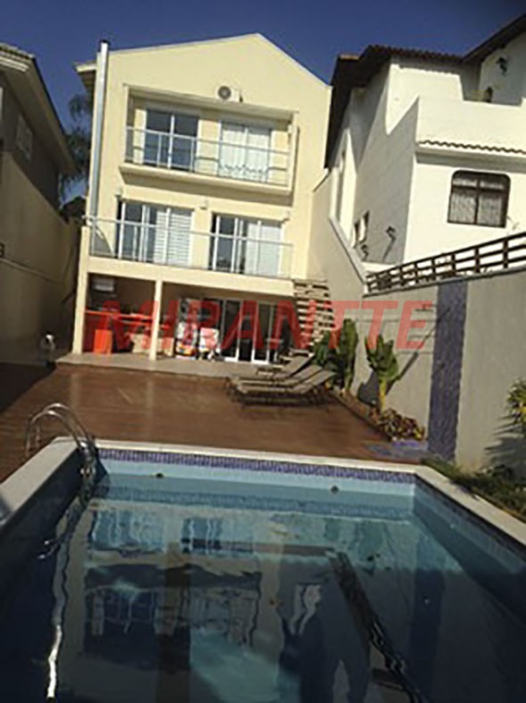 Sobrado de 260m² com 3 quartos em Jardim França