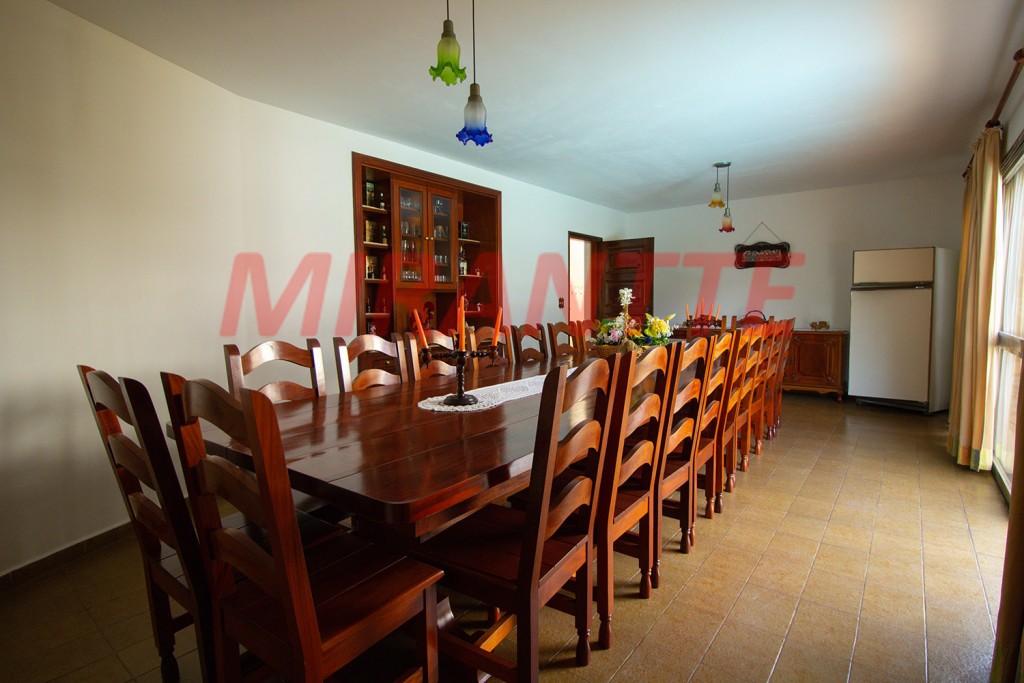Sobrado de 850m² com 5 quartos em Jardim São Bento