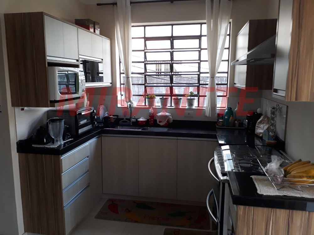 Sobrado de 144m² com 3 quartos em Horto Florestal