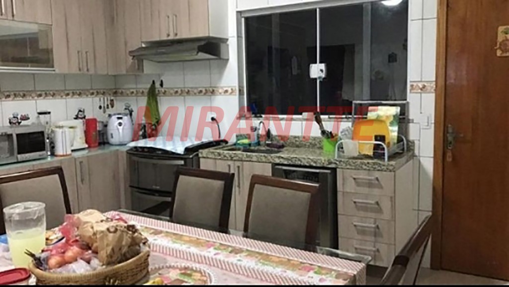 Sobrado com 3 quartos em Parque Aliança