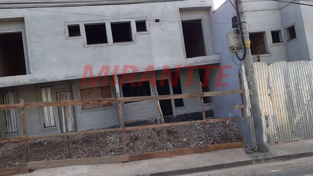 Terreno de 1800m² em Mogi das Cruzes