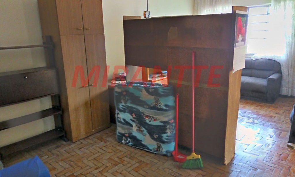 Sobrado de 242m² com 3 quartos em Vila Nova Mazzei