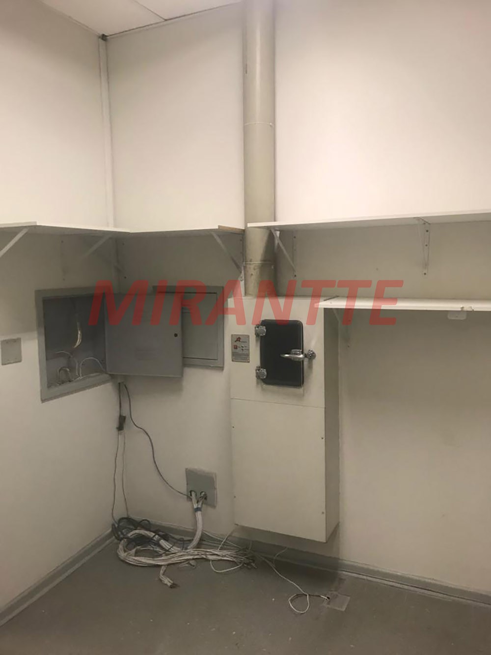 Comercial de 500m² em Lapa