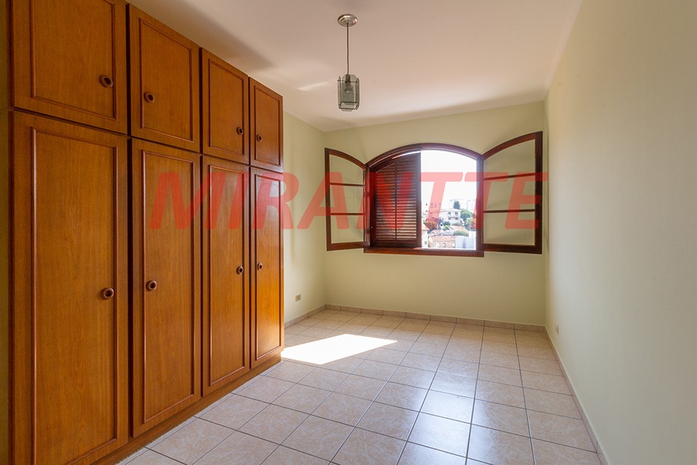Sobrado de 210m² com 3 quartos em Parada Inglesa