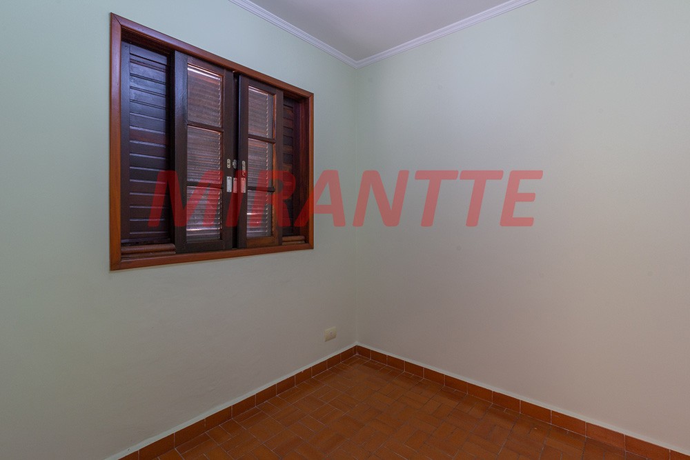 Sobrado de 210m² com 3 quartos em Parada Inglesa