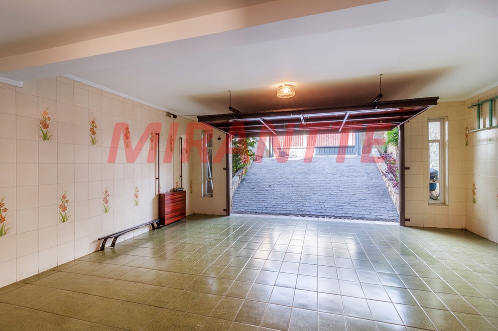 Sobrado de 210m² com 3 quartos em Parada Inglesa