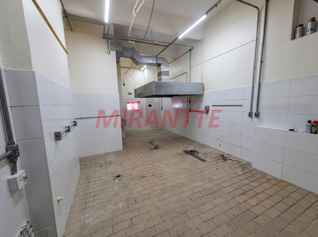 Comercial de 70m² em Santana
