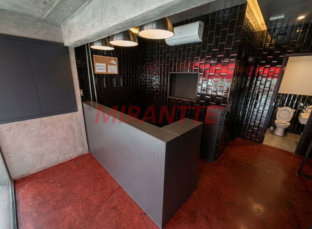 Comercial de 70m² em Santana