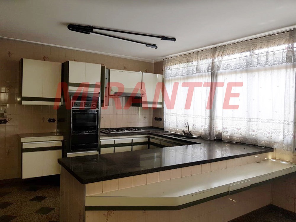 Sobrado de 573m² com 5 quartos em City América