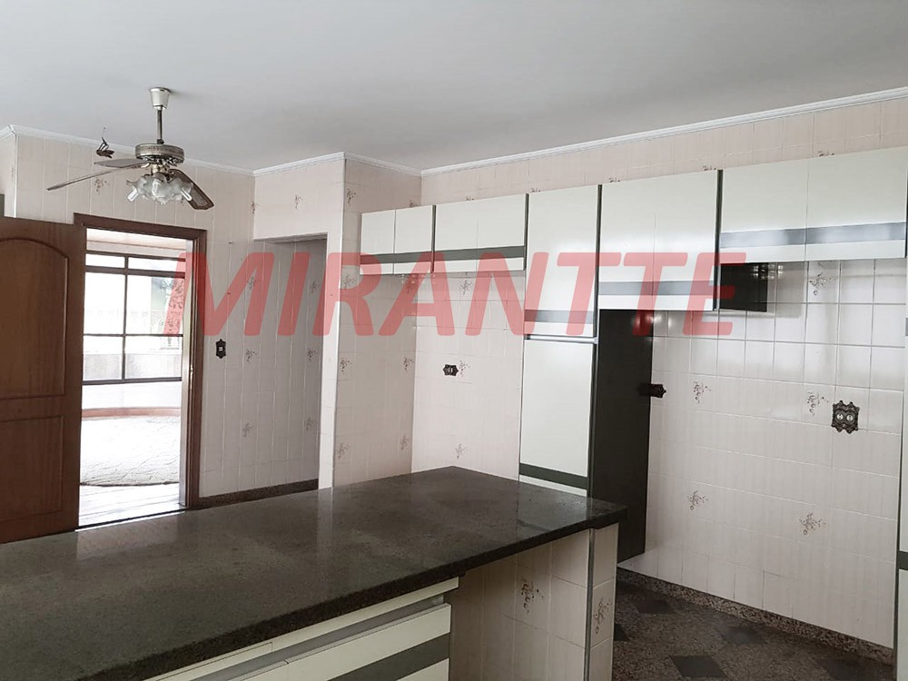 Sobrado de 573m² com 5 quartos em City América