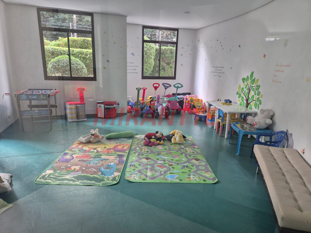 Apartamento de 58m² com 2 quartos em Santana