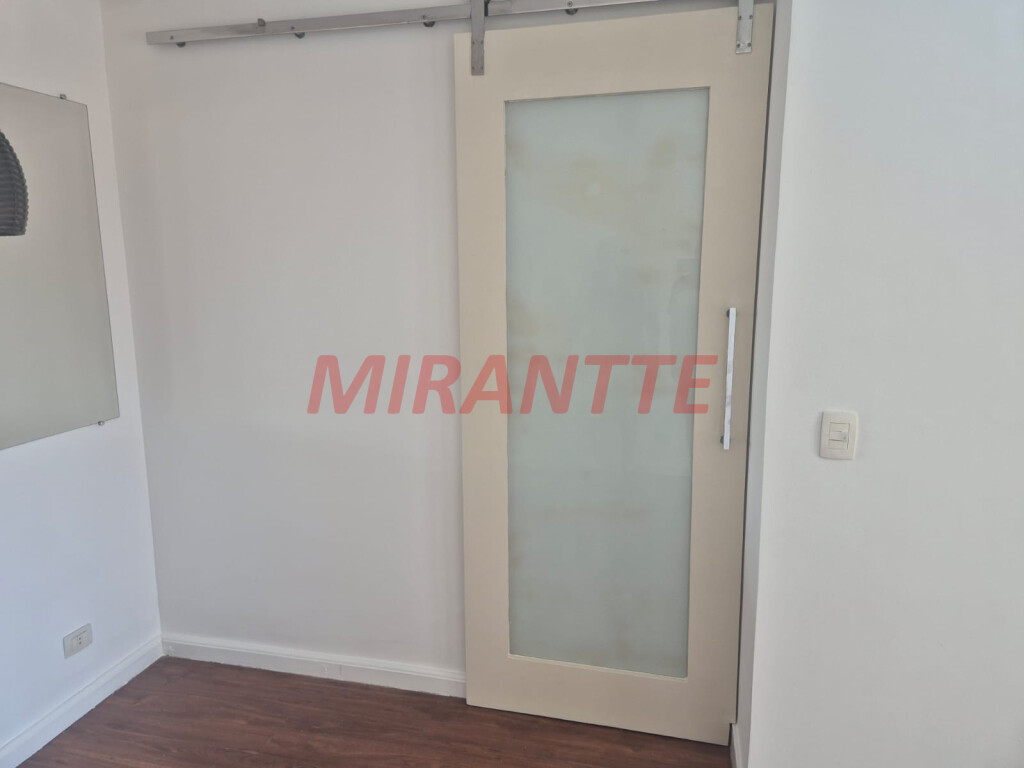 Apartamento de 58m² com 2 quartos em Santana