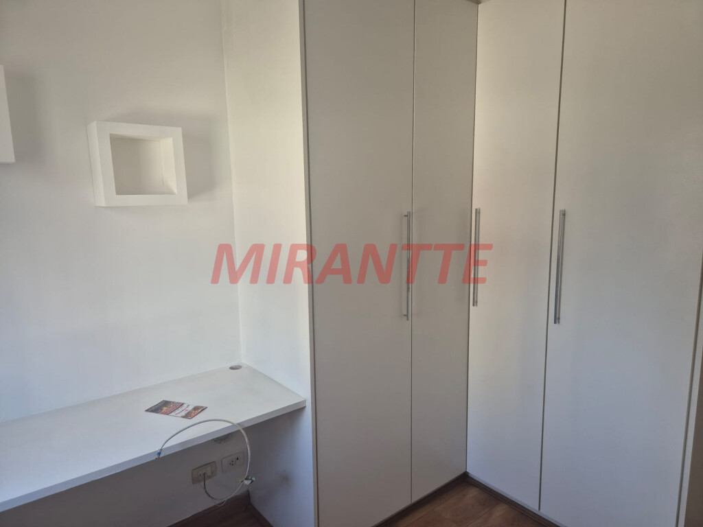 Apartamento de 58m² com 2 quartos em Santana