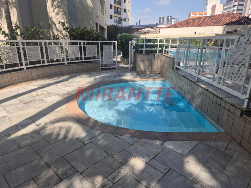 Apartamento de 58m² com 2 quartos em Santana