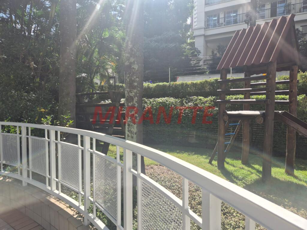 Apartamento de 58m² com 2 quartos em Santana