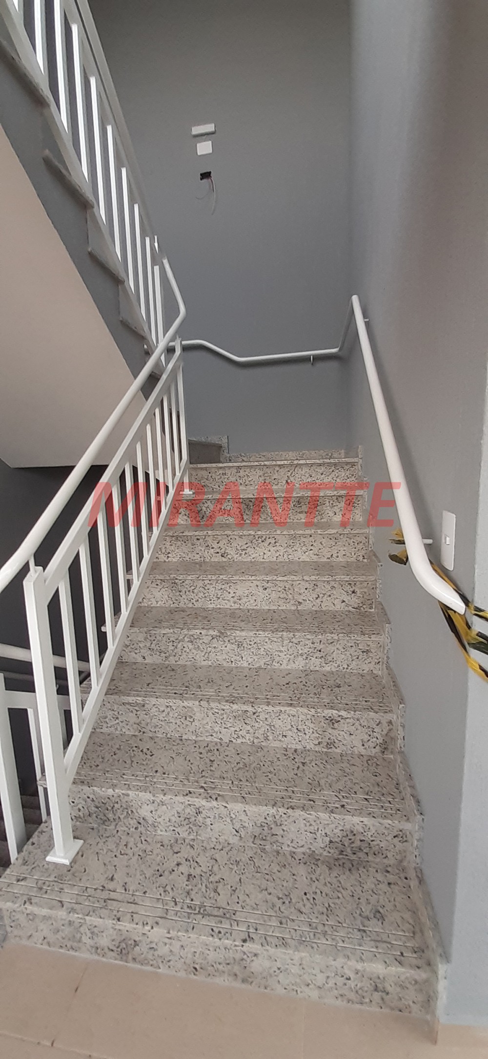 Apartamento de 43m² com 2 quartos em Vila Nivi