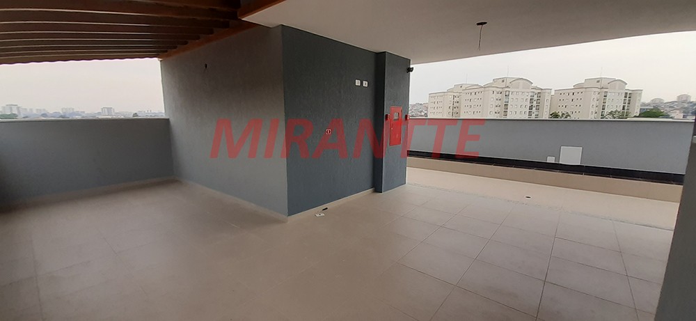 Apartamento de 43m² com 2 quartos em Vila Nivi