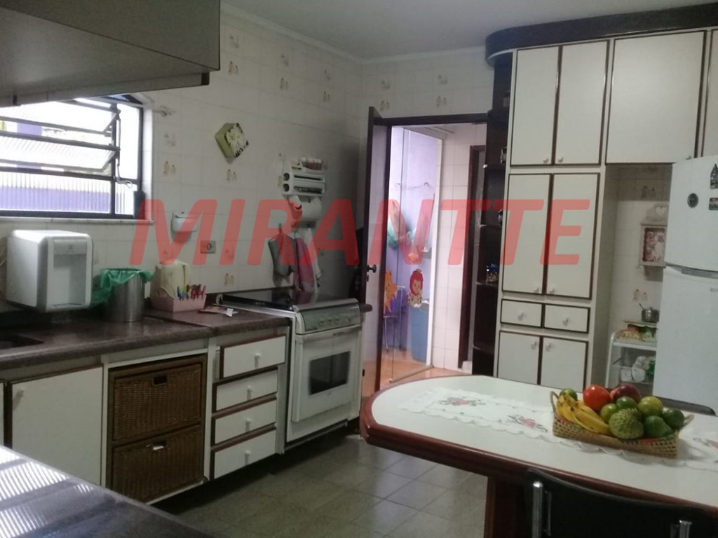 Sobrado de 240m² com 3 quartos em Tucuruvi