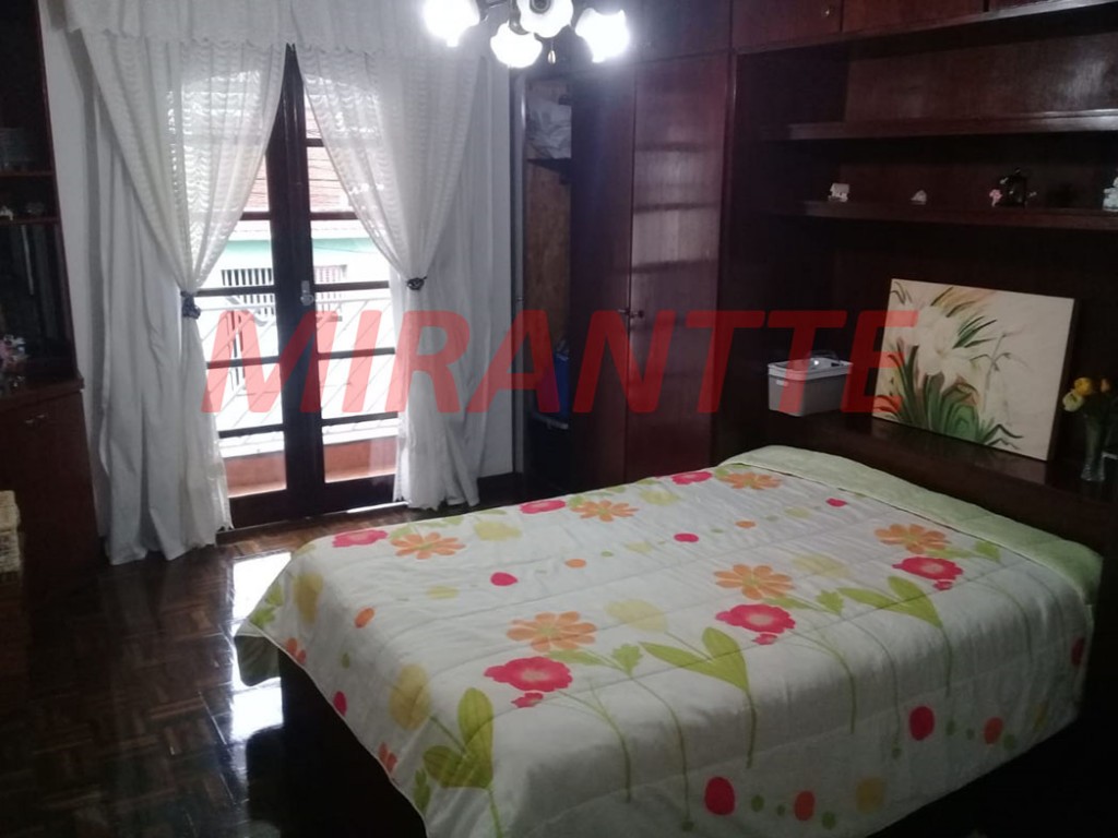 Sobrado de 240m² com 3 quartos em Tucuruvi